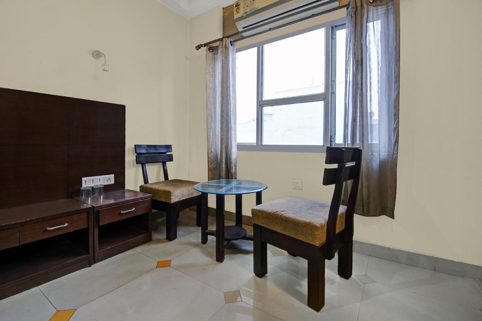 Townhouse Oak Hotel Heritage Heights Jaipur Exterior photo