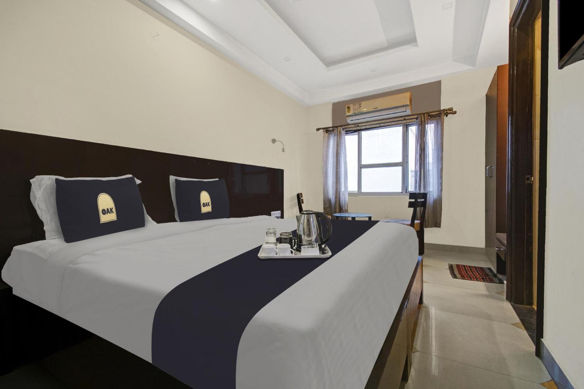 Townhouse Oak Hotel Heritage Heights Jaipur Exterior photo